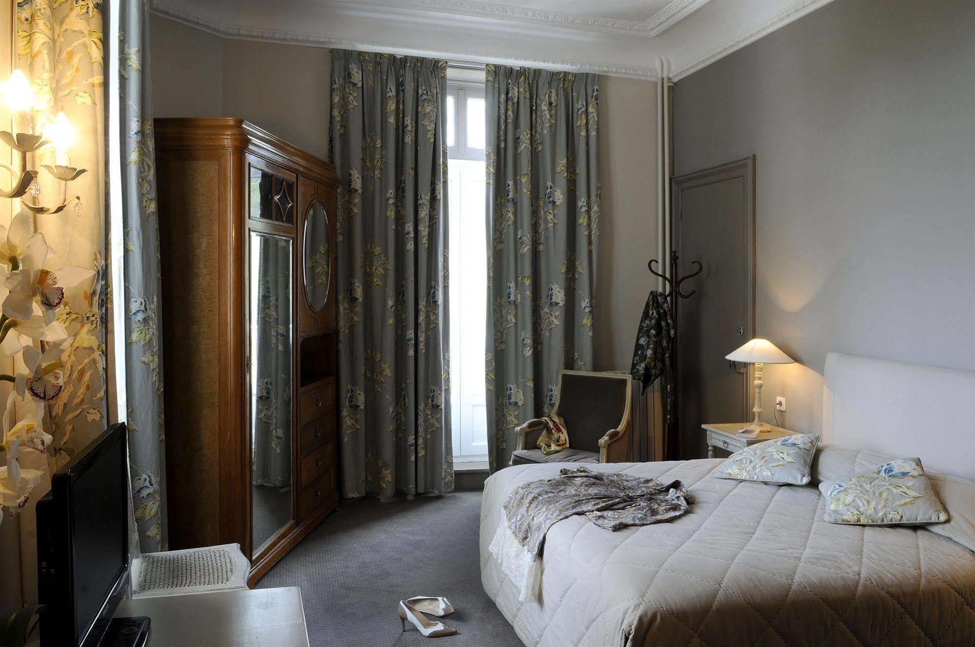 Splendid Hotel By Popinns Châtel-Guyon Quarto foto